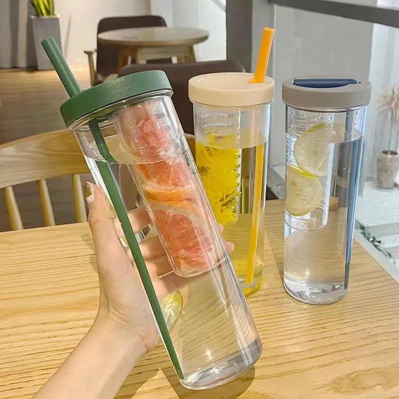 Gourde avec paille filtrante transparente